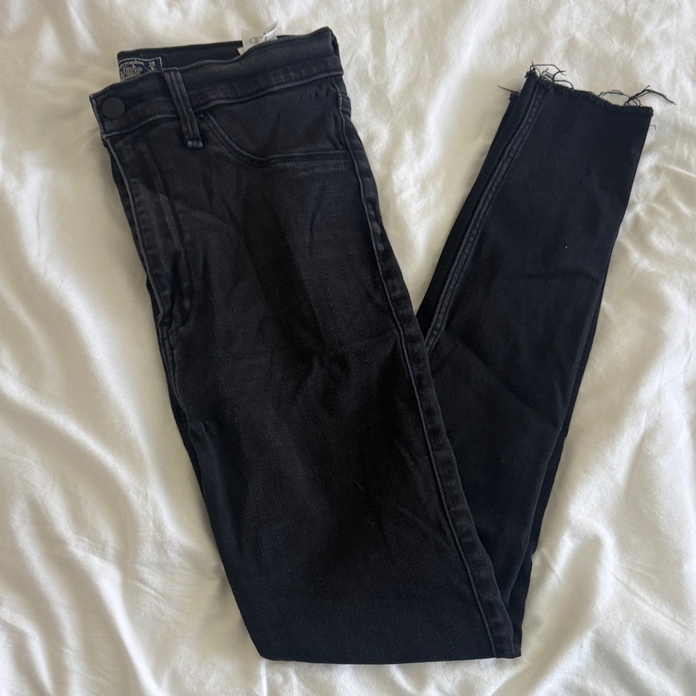 Abercrombie & Fitch Women's Dark Black Skinny Jeans